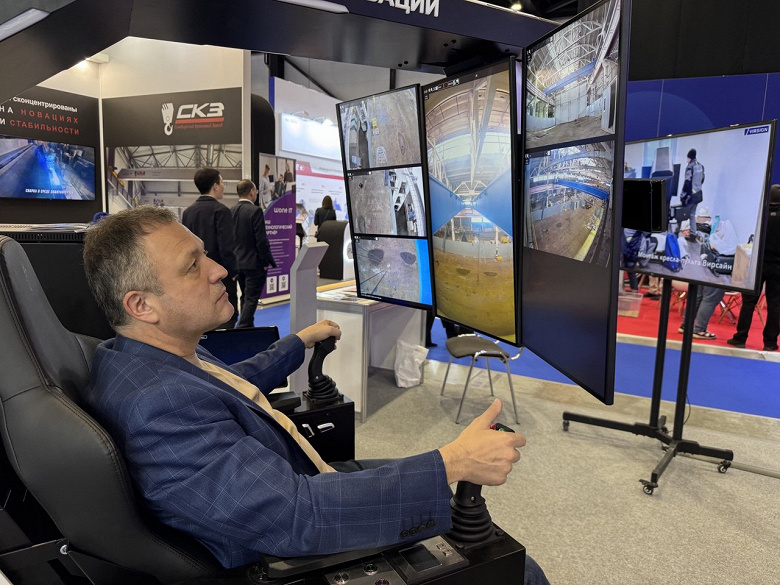 Уникальный российский киберкран с дистанционным управлением на 1000 км Уникальный российский киберкран с дистанционным управлением на 1000 км