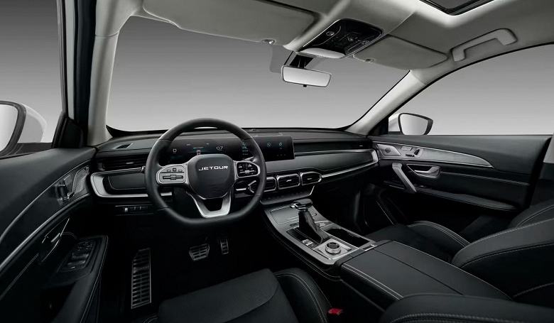 Jetour X70 Plus 2025 подорожал в России: теперь кроссовер стоит от 3 млн рублей