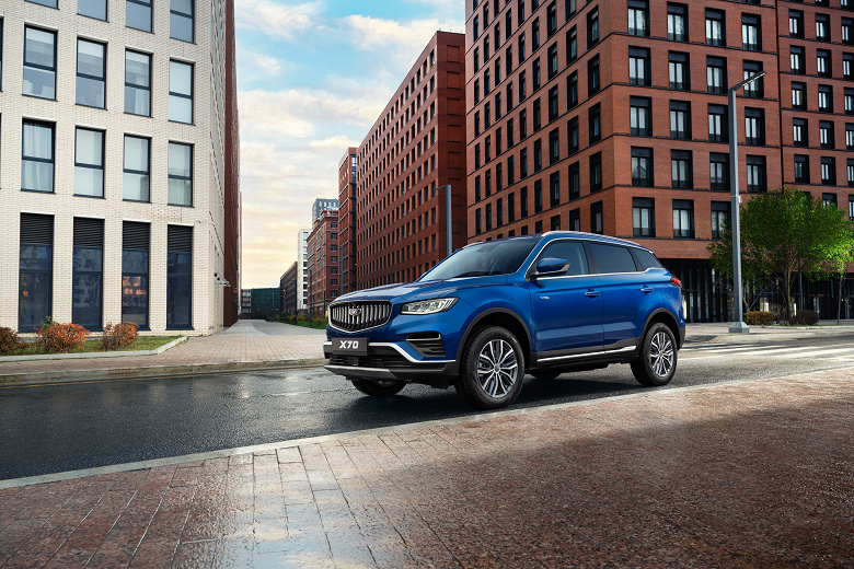 В России представили полноприводный обновлённый Belgee X70: подробности о комплектациях и ценах