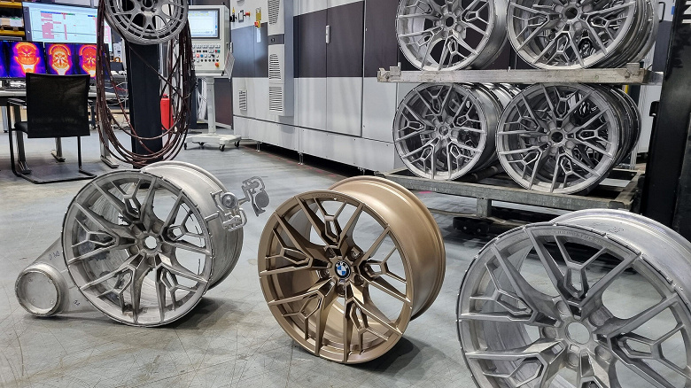 BMW и Mercedes переходят на «зелёные колёса» из переработанного алюминия