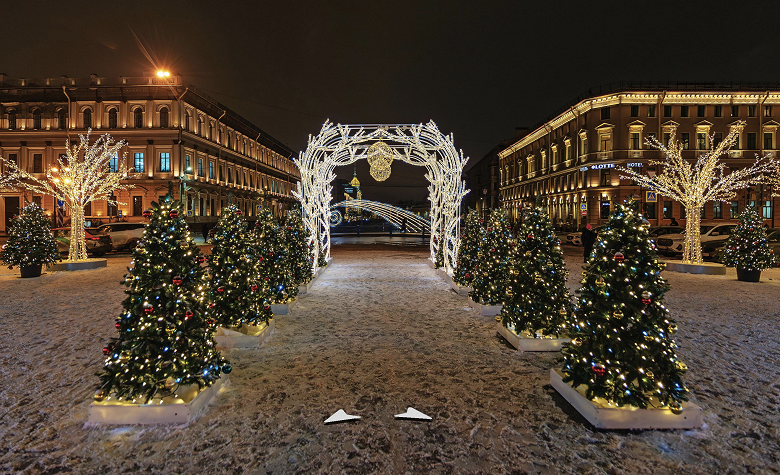 В «Яндекс Картах» добавили новогодние панорамы 50 городов России