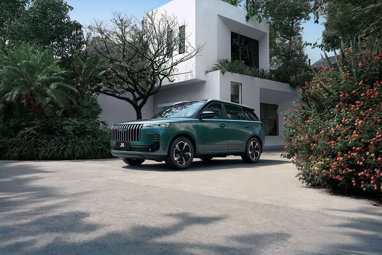 Российская версия кроссовера Jaecoo J6 готова к большим путешествиям