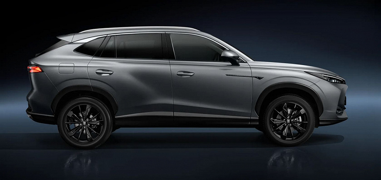 Таких &laquo;Москвичей&raquo; ещё не было. &laquo;Москвич М70&raquo; и &laquo;Москвич M90&raquo; запущены в производство, оба &mdash; с 9-ступенчатыми &laquo;автоматами&raquo; (а у &laquo;Москвича M90&raquo; &mdash; и полный привод)