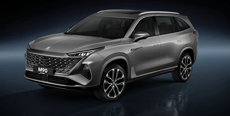 Таких &laquo;Москвичей&raquo; ещё не было. &laquo;Москвич М70&raquo; и &laquo;Москвич M90&raquo; запущены в производство, оба &mdash; с 9-ступенчатыми &laquo;автоматами&raquo; (а у &laquo;Москвича M90&raquo; &mdash; и полный привод)