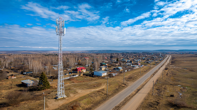 Операторов заставят объединиться: связь станет доступнее в небольших населённых пунктах и вдоль дорог России