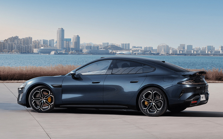 Xiaomi SU7 нового поколения будет дороже &mdash; на уровне Tesla Model 3