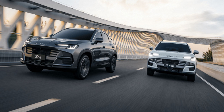 В России начнут выпускать новый кроссовер с полным приводом: Soueast S06 будут собирать в Калининграде