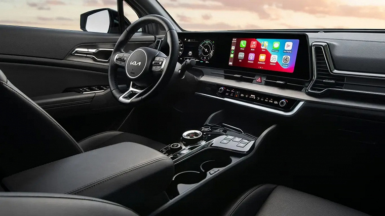 В России начали продавать Kia Sportage 2025 года. Цены по дороге упали на 600 000 рублей, плюс можно получить скидку 450 000 рублей