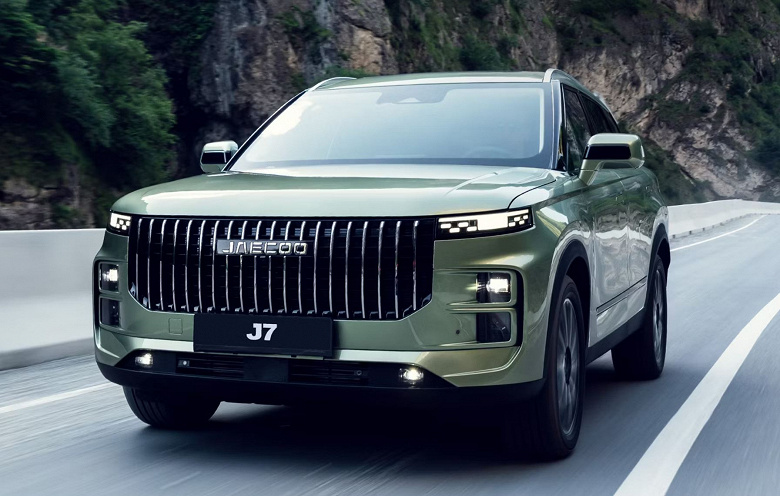 Россияне распробовали кроссоверы Jaecoo: продажи на падающем рынке выросли на 25%, самая популярная модель &mdash; Jaecoo J7