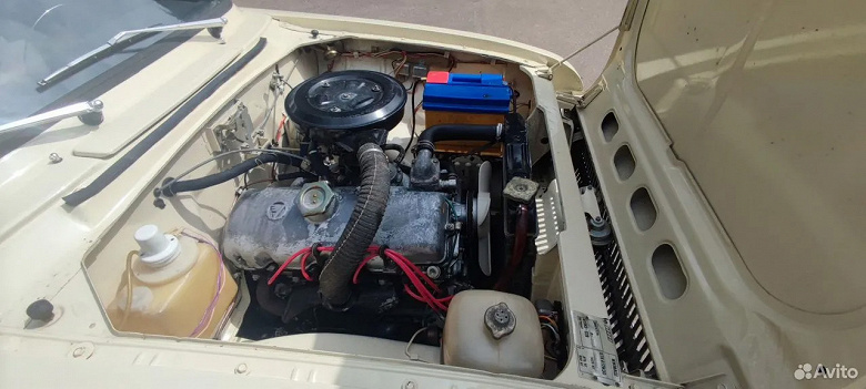 Новый «Москвич» из прошлого: в Москве продается «Москвич-412» 1987 года с пробегом всего 3 тыс. км — недорого