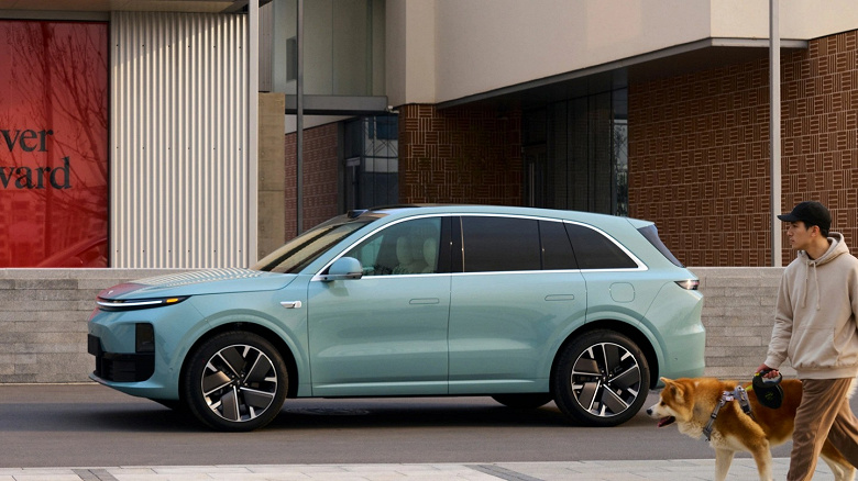 Представлен Li&nbsp;L6 2025 &mdash; самый дешёвый автомобиль бренда, который быстро стал бестселлером, получил другой лидар и новый цвет