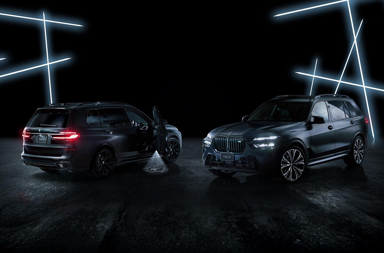 Новейший «бумер» с шерстяными ковриками. Представлен BMW X7 Black-alpha