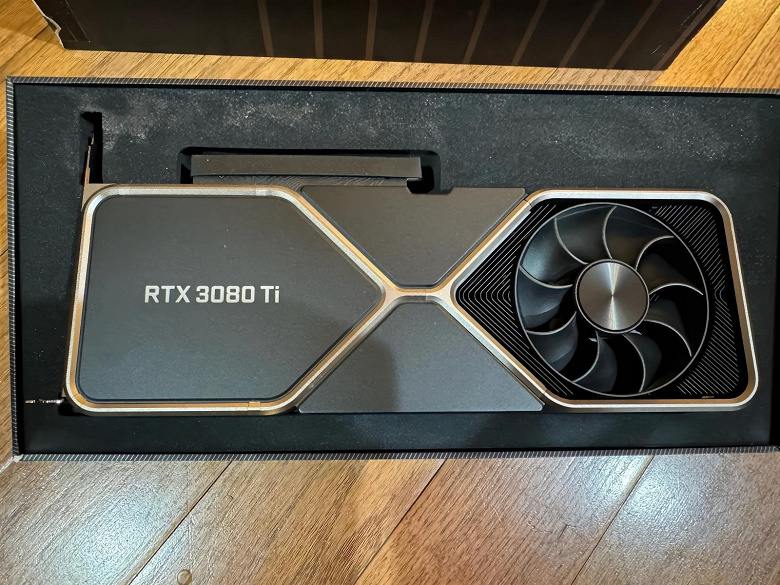 Nvidia GeForce RTX 3080 Ti с 20 ГБ памяти появилась в продаже