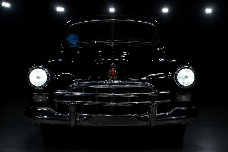 На таких возили партийную элиту: редкий семиместный ЗИМ ГАЗ-12 с 3,5-литровым мотором выставлен на продажу в Вильнюсе