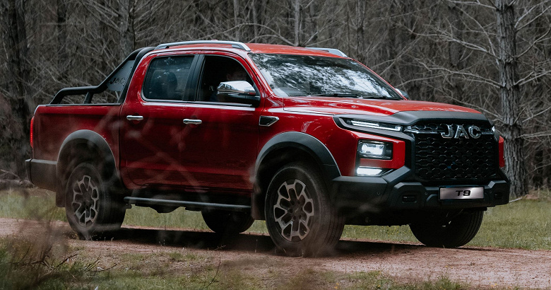 JAC подмяла под себя российский рынок пикапов &mdash; продажи JAC T9 в 2025 году взлетели на 464%