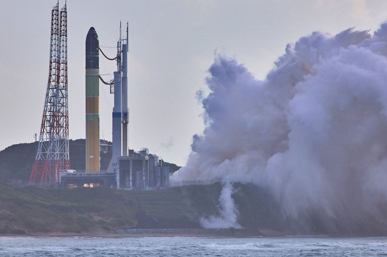 В Японии успешно испытали новую ракету H-3, которая заменит заслуженную H-2. &laquo;Прожиг&raquo; состоялся без твердотопливных ускорителей, но с тремя водородными двигателями