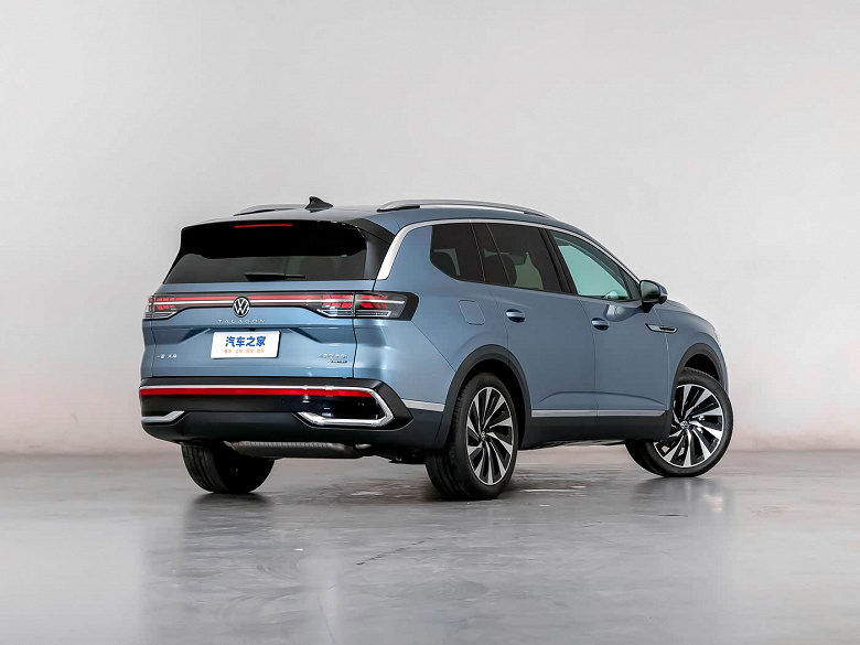 Самый большой кроссовер Volkswagen оказался на удивление доступным: представлен обновленный Volkswagen Talagon за 270 тыс. юаней (3 млн рублей)