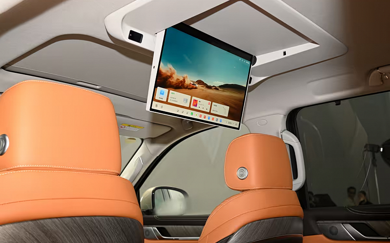 865 л.с., разгон 0&ndash;100 км/ч за 4,3 с, полный привод, холодильник, потолочный 3K-экран и лидар. Новейший Tank 500 показали на живых фото