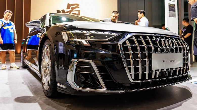 Из-за двигателя такая разница? Новейшую Audi A8 Horch 2025 в России уже продают втрое дешевле, чем весной