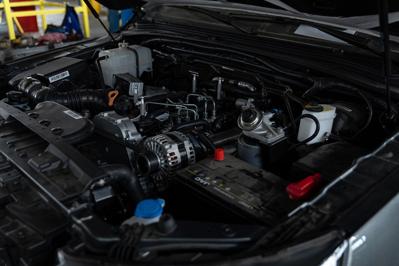 Рамный внедорожник с тяговитым мотором — за 2,72 млн рублей. В Белоруссии начали выпускать JAC T8 Pro