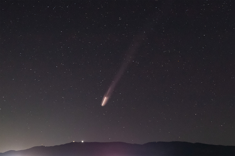 SpaceX перестала активно сжигать свои спутники: в июле сгорало по одному Starlink в сутки