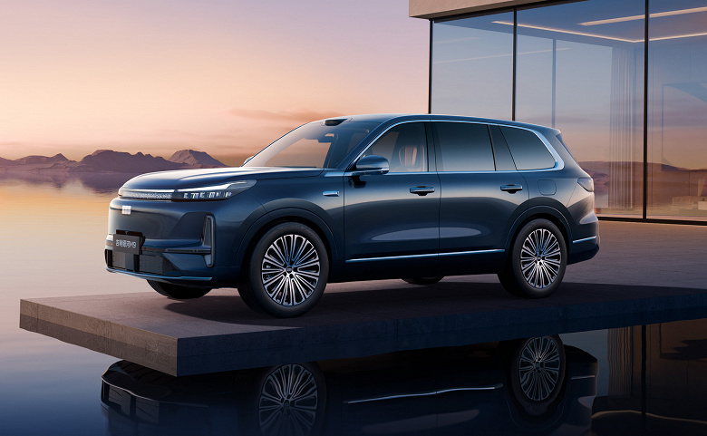 Мощный гибридный внедорожник — за копейки. Представлен 6-местный Geely Galaxy M9, он готов отправить Li Auto на свалку истории