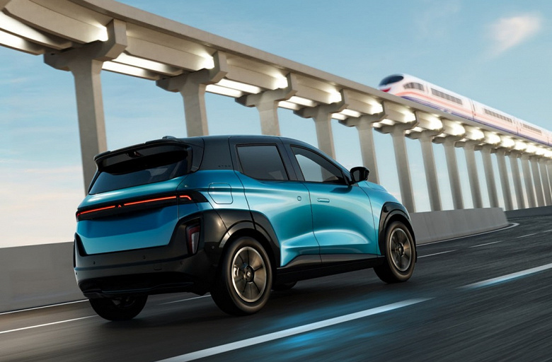 Пока не для экспорта: в 2026 году собираются выпустить 5-6 тыс. электромобилей «Атом»