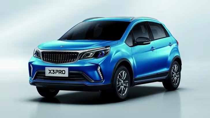 Самый дешевый кроссовер в России внезапно подорожал, но цена всё равно очень низкая. Сколько просят за Livan X3 Pro