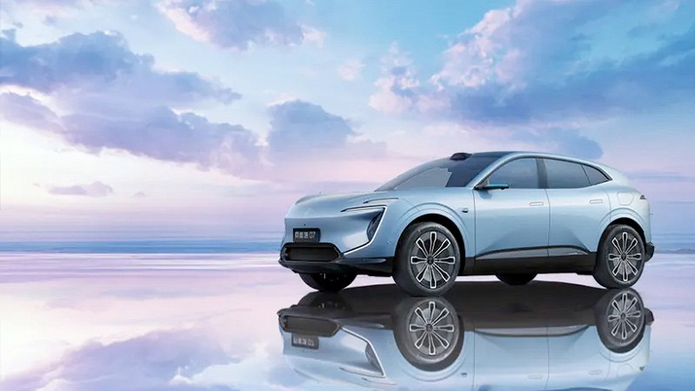 Этот производитель даёт на свои машины пожизненную гарантию, в том числе и в России. Представлен Avatr 07 2026 года 