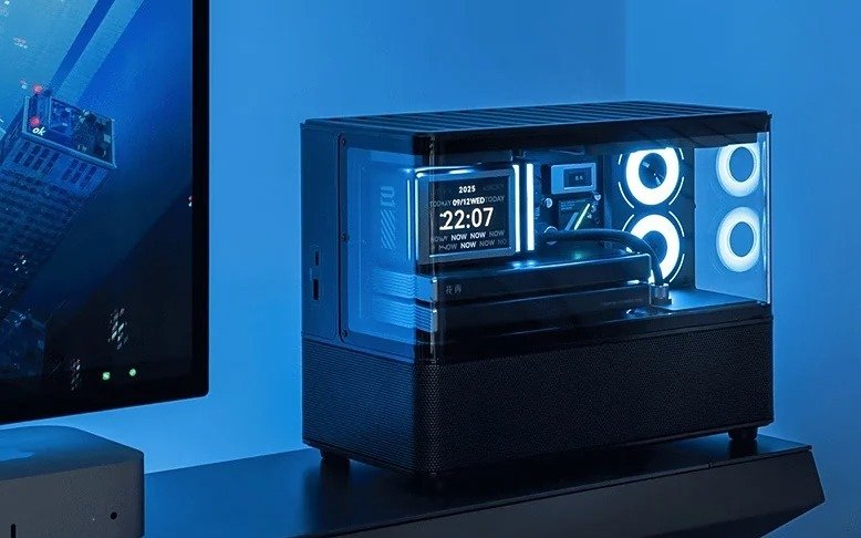 Колонка с экраном в стиле настольного ПК. Представлена Edifier Huazai New Cyber