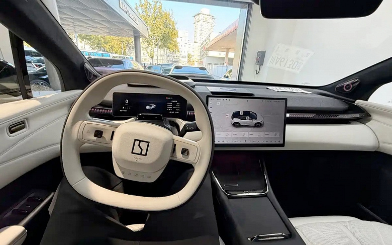 Zeekr X 2026 получит новый аккумулятор Energee. Машину впервые показали вживую