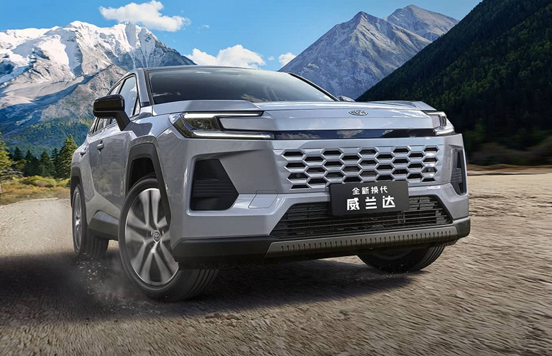 Новая Toyota RAV4 (XA60) едет к крупным российским дилерам. Цены &mdash; от 4 млн рублей (с учетом большой скидки за кредит и trade-in)