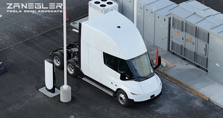 Новый Tesla Semi заряжается при мощности 1,2 МВт