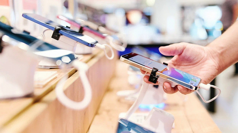 В «М.Видео» назвали самые частые поломки смартфонов в 2025 году: лидируют разбитые экраны и проблемы с батареей В «М.Видео» назвали самые частые поломки смартфонов в 2025 году: лидируют разбитые экраны и проблемы с батареей