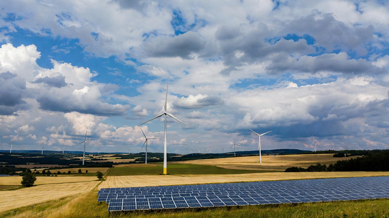 Энергетический прорыв в Европе: ветер и солнце впервые обошли ископаемое топливо по объему выработки электричества Энергетический прорыв в Европе: ветер и солнце впервые обошли ископаемое топливо по объему выработки электричества