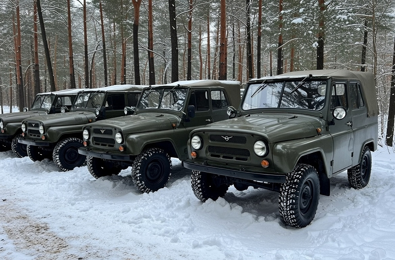 Целую партию почти новых УАЗ-3151 (предшественник «Хантера») 1985 года сняли с хранения и выставили на продажу