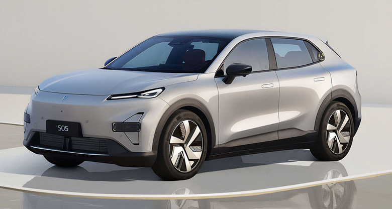 В России сертифицирован новый кроссовер Changan размером с RAV4: Deepal S05 получит в РФ гибридную силовую установку