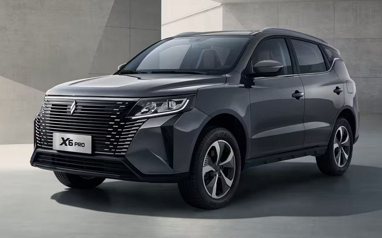 В России дорожают даже не самые популярные машины: Livan S6 Pro и Livan X6 Pro прибавили по 200 тыс. рублей