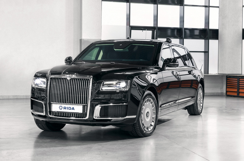 Aurus Senat без центральной вставки. Нижегородское ателье доработало отечественный Aurus &mdash; это лимузин-моноблок с защитой от СВД и подрывов