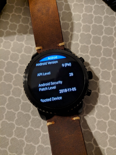 Умные часы с Wear OS уже начали получать Android Pie