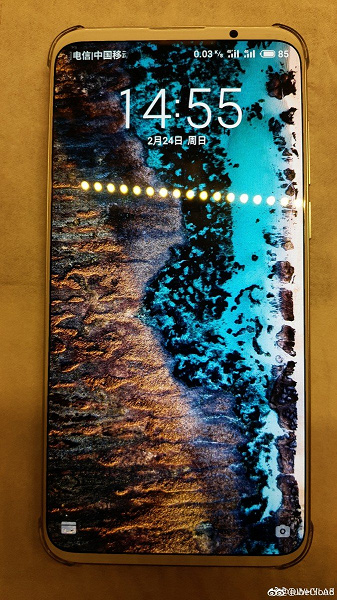 Фотография смартфона Meizu 16s показывает, что можно обойтись без вырезов и отверстий в экране, сделав при этом рекордно тонкие рамки