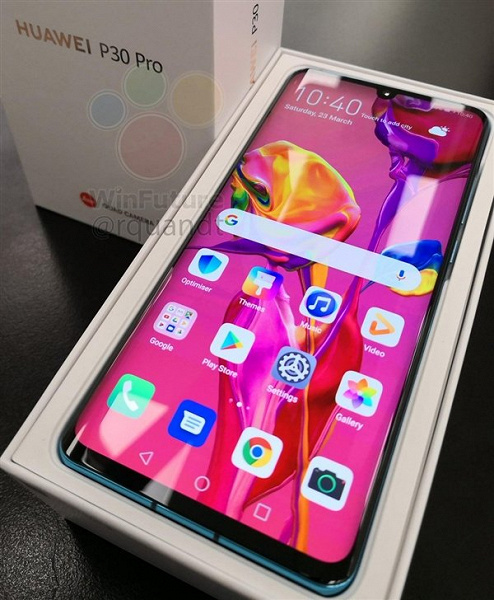 Смартфоны Huawei P30 и P30 Pro позируют на общем фото накануне анонса
