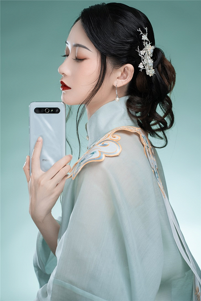 Самый дорогой смартфон в истории Meizu. Коллекционный Meizu 17 Pro обойдётся дороже iPhone 11 Pro Max