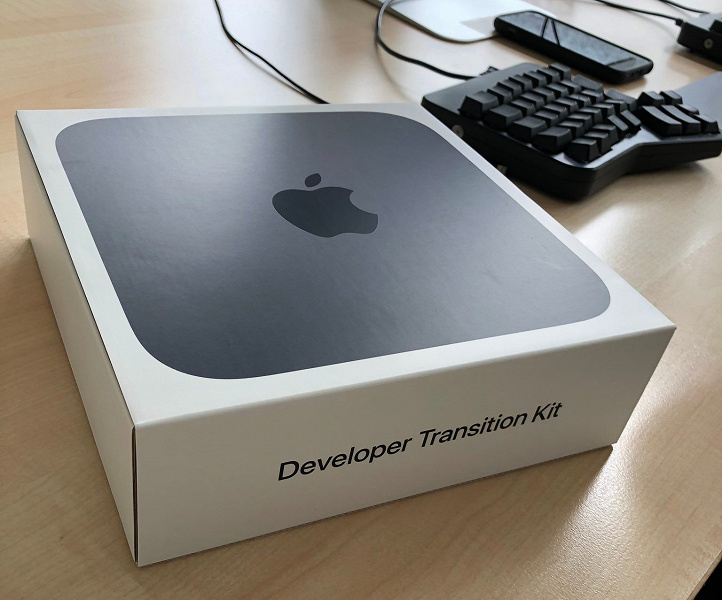 Это первые ПК Apple на процессорах собственной разработки компании. Разработчики начали получать свои Developer Transition Kit