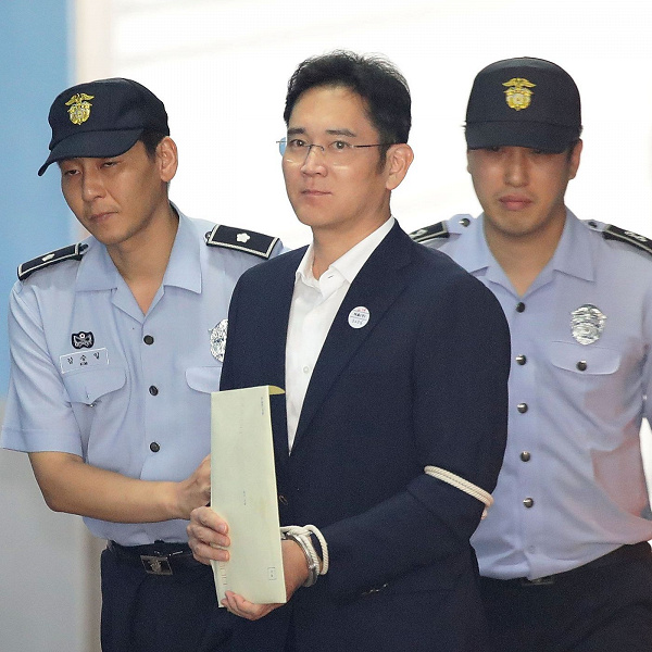 Лидеру Samsung грозит тюрьма