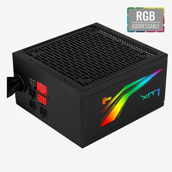 Блок питания AeroCool LUX RGB 850M украшен подсветкой