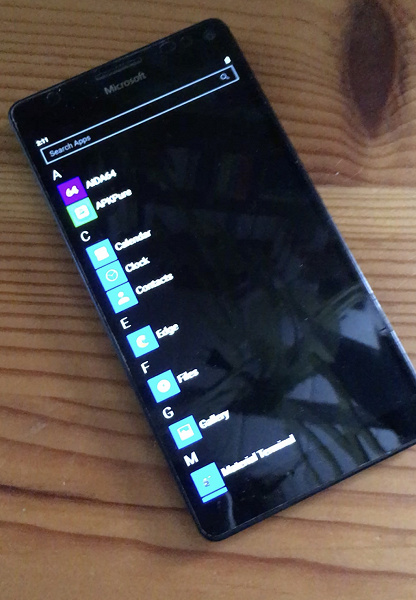 На шестилетний смартфон Microsoft Lumia 950 XL удалось установить Android 12