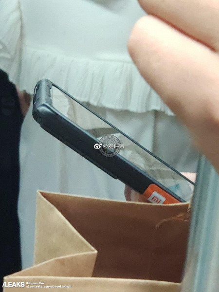 Новейший Redmi Note 10 Ultra засветился на живых фото