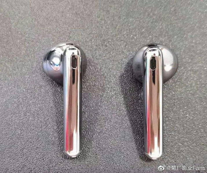 Наушники Терминатора. Изготовленные будто из жидкого металла Huawei FreeBuds 4 показали на живых фото за два дня до анонса