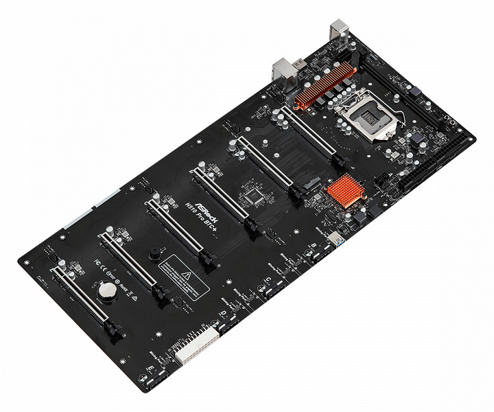 Плата ASRock H510 Pro BTC+ оснащена шестью слотами PCIe 3.0 x16